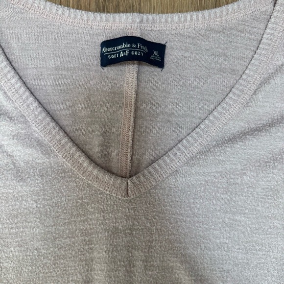 Abercrombie & Fitch Sweater - Picture 3 of 4